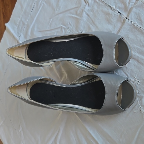 Size 10M silver d'orsay pumps, leather - Picture 2 of 6